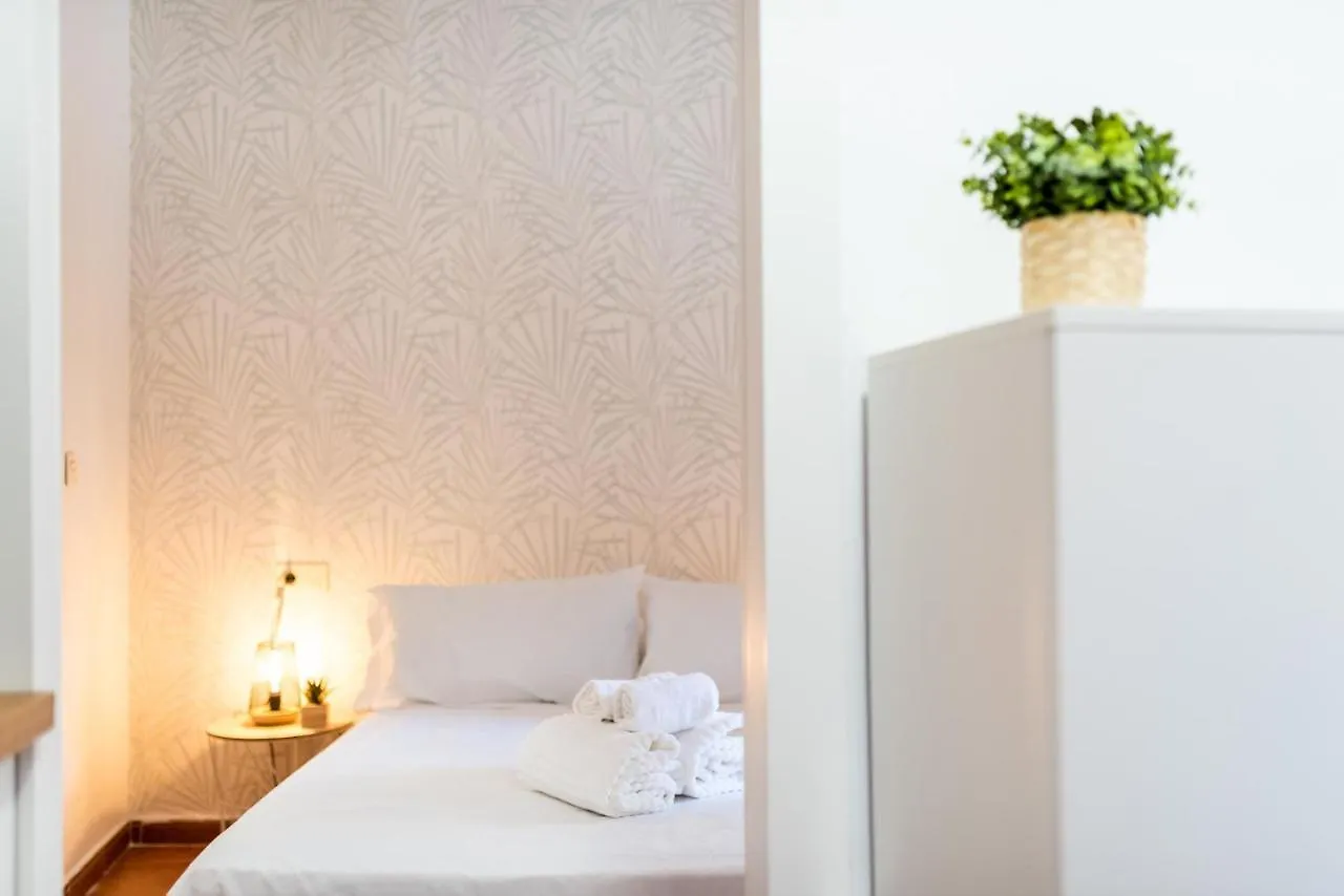 Home4U Casa Del Tesoro I غرناطة 0*,  إسبانيا