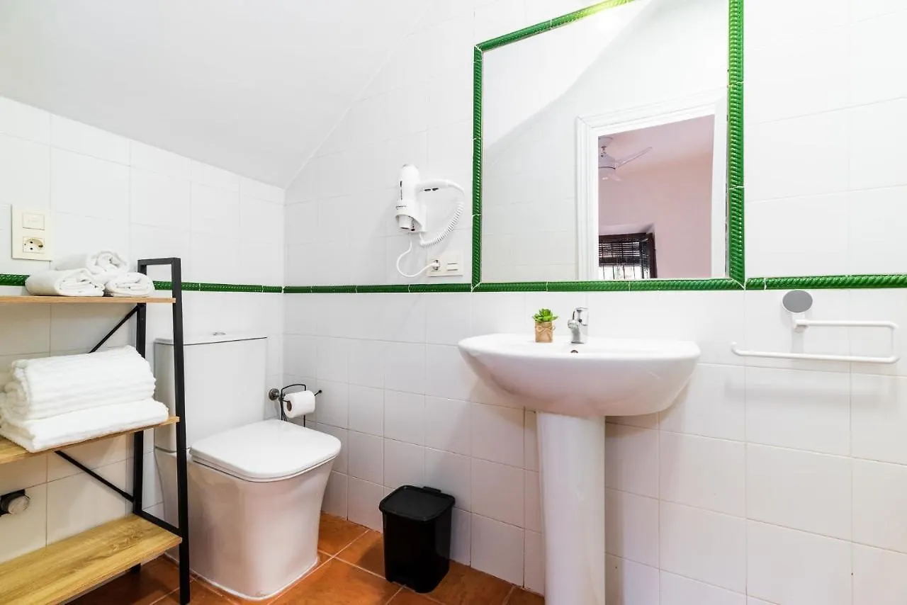Home4U Casa Del Tesoro I Granada Apartment