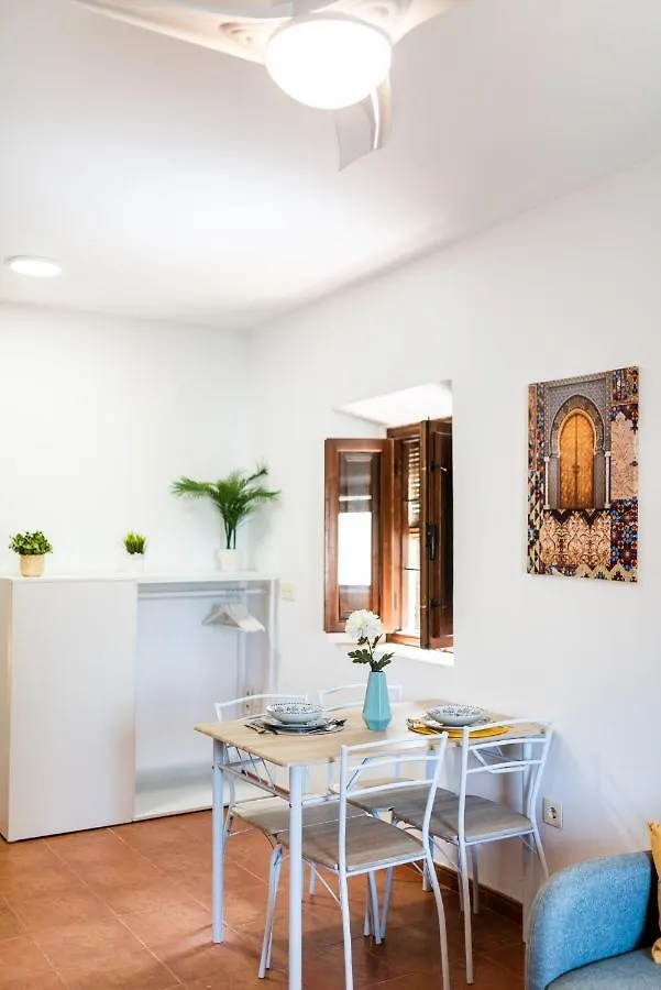 Home4U Casa Del Tesoro I Granada Spain